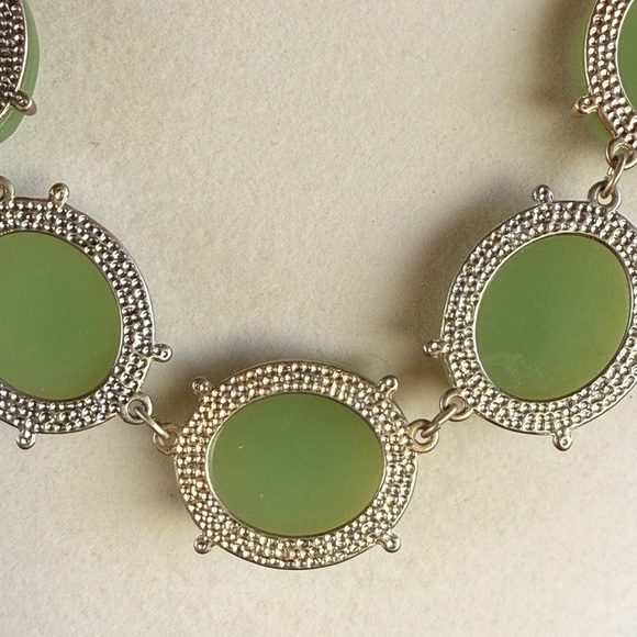 Premier Designs Pale Green Facet Stones Gold Costume Jewelry Necklace - Picture 8 of 12